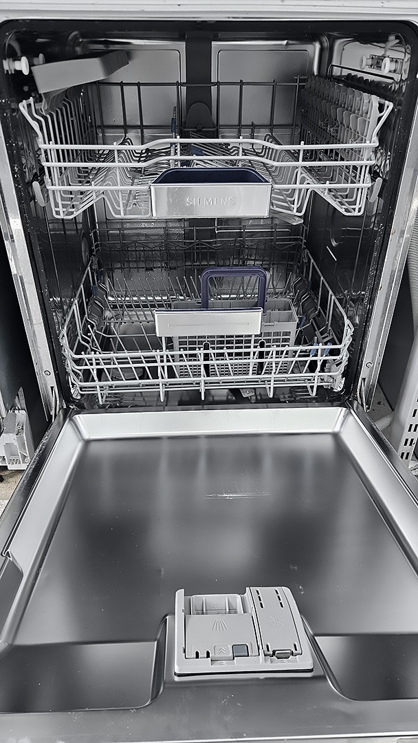 Myčka nádobí plně integrovaná SIEMENS – Myčky nádobí | Elektro Bazar Liberec