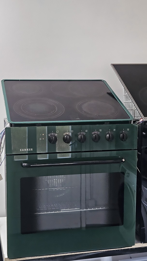 Horkovzdušná trouba se sklokeramickou deskou - set ZANKER – Vestavné trouby s deskou – sety | Elektro Bazar Liberec